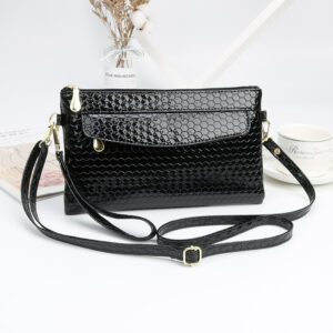 the new korean version of fashion bright face women's bag messenger bag lingge women's clutch bag shoulder bag mobile phone bag ladies small bag