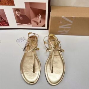 za women's shoes fall 2025 new gold roman clip toe wear a single strap with a flat non slip clip toe versatile sandal