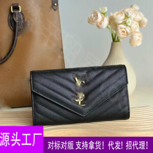 cross border explosive 2024 classic poplar forest small fragrance women's bag textured black multi layer card bag chain bag