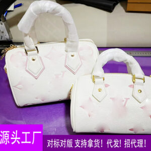 factory direct boston pink 16cm pillow tote bag one shoulder crossbody bag lipstick key bag
